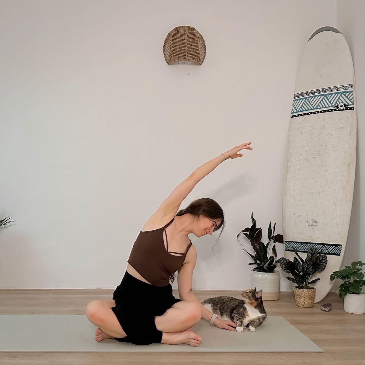 20 MIN SEATED YOGA || Gentle Yoga to Release Stress & Tension - Rainy Mood 🌧️