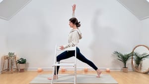 25 MIN CHAIR YOGA 🕯️ Balance & Flexibility / Moderate TBI Recovery Yoga – no hands & wrist-free 🫶