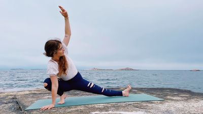 Full Body Yoga x Pilates SURF Workout 🏄‍♀️ Strength & Flexibility for Surfers