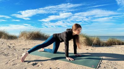 25 Min Booty Workout ✨ Yoga Pilates Fusion – quick & effective