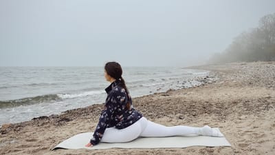 30 MIN YIN YOGA || Full Body Release with Ocean Waves 🌊 [05/2024]