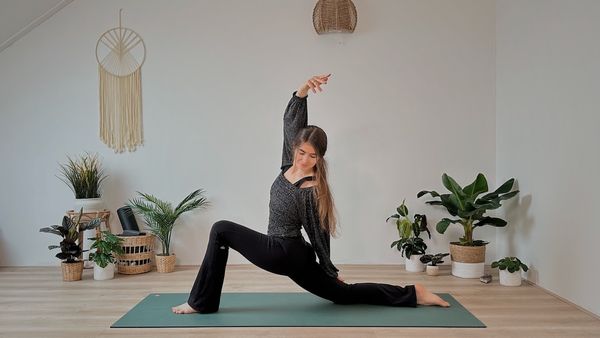 INTENTIONS ✨ 30 min Yoga Class for Mindful Transformation | New Year 2023