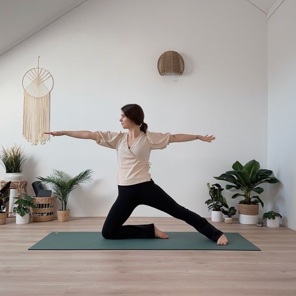 Yoga for Balance #2 – Stability & Twists (30 Min)