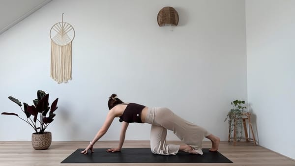 30 MIN YOGA || Full Body & Balance Yoga to Strengthen & Lengthen (Prenatal-friendly)