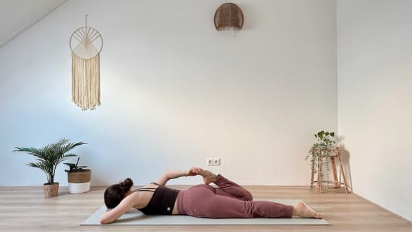 20 MIN LOWER BACK YOGA STRETCH || Release Tension from your Lower Back & Hips